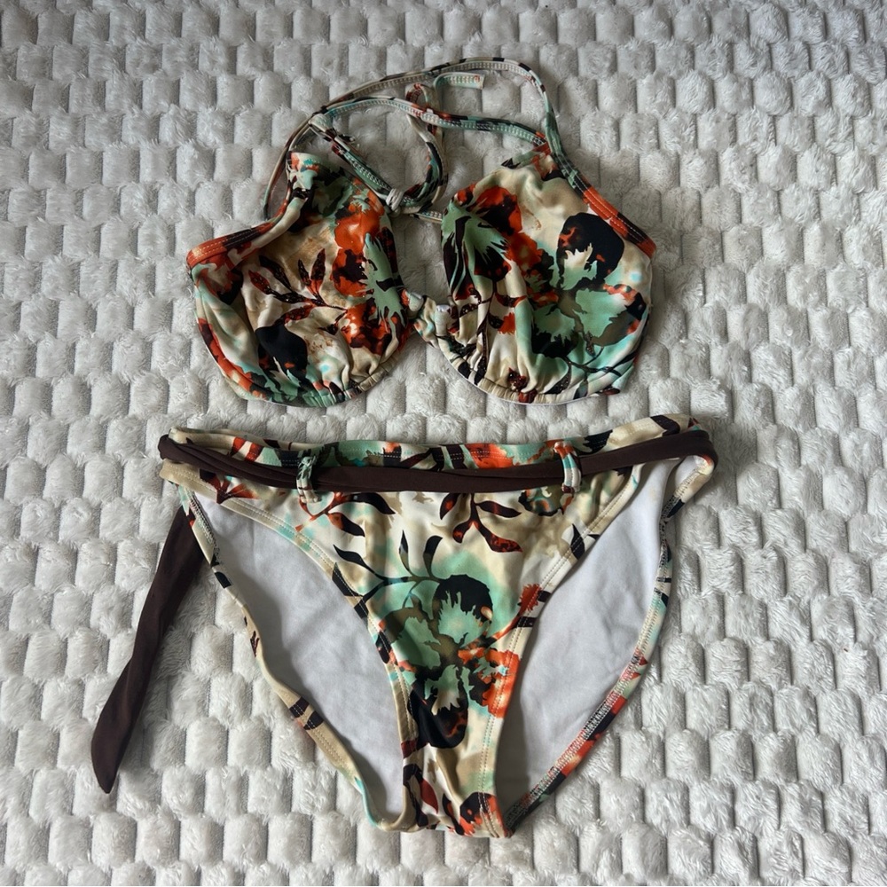 Vintage Y2K Skye brand Floral Bikini 2 piece Set with Tie Detail